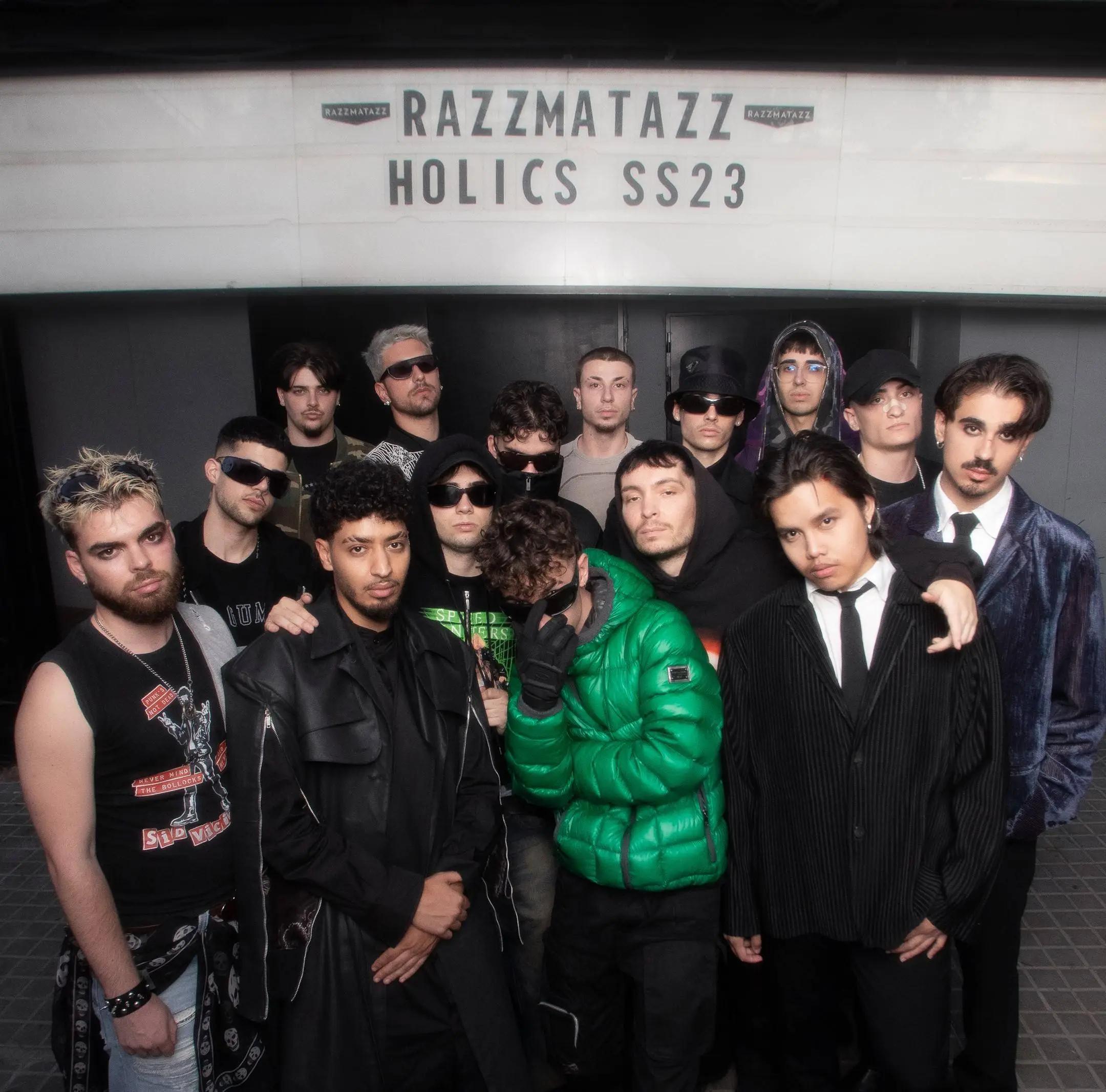 HOLICS SS23: Esto es Holics, no es New Wave