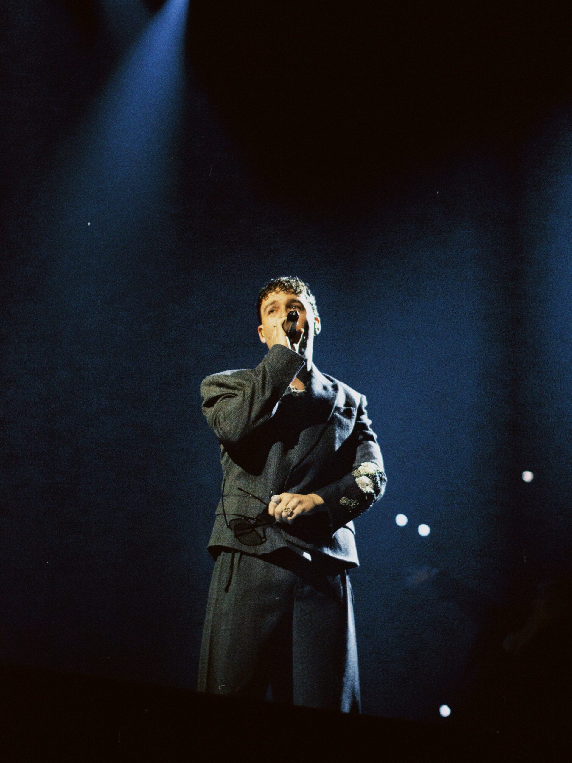 Quevedo deslumbra en el Movistar Arena